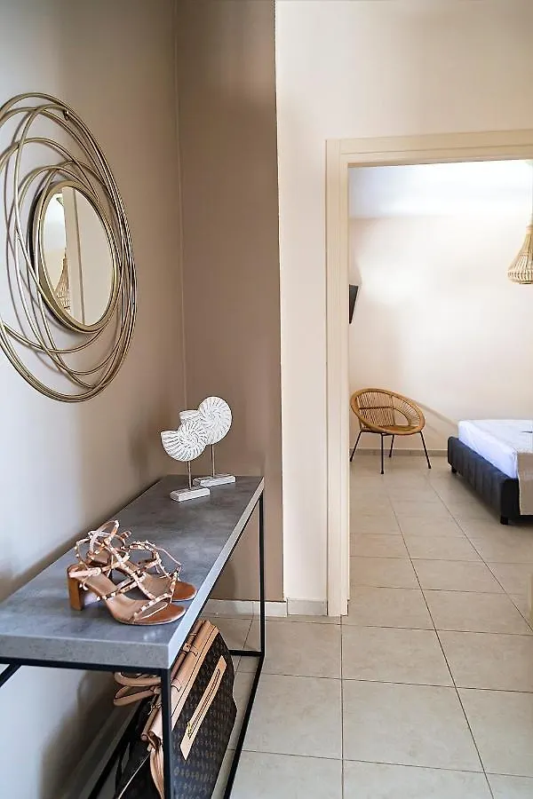 Lotos - Luxury Apartments Κουνουπιδιανά